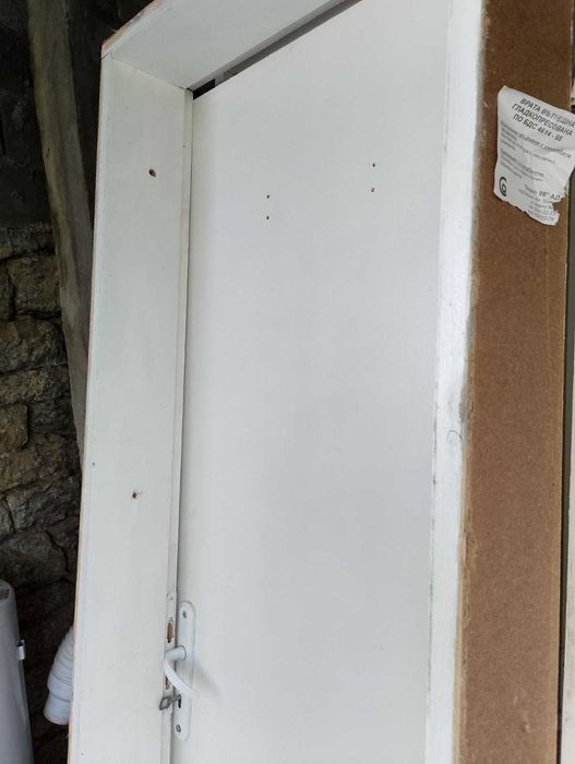 3 броя врати гладкопресовани