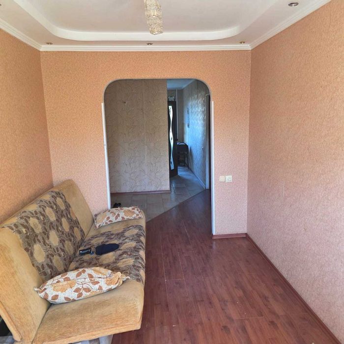 Продается 3 ком кв  8 школа