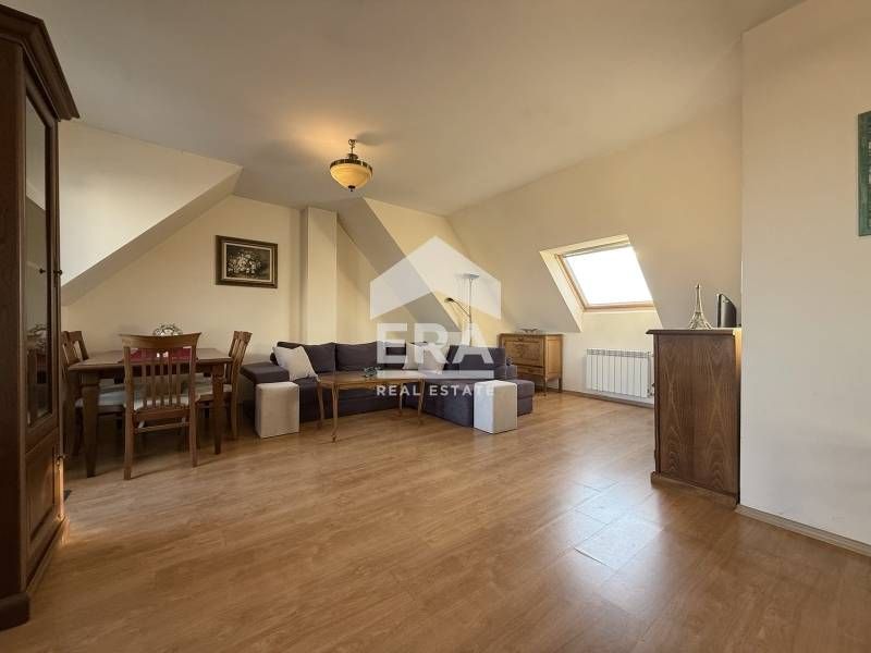 Продава се Тристаен апартамент в София, Център - 128 кв.м за 1714 €/кв.м - Снимка #1