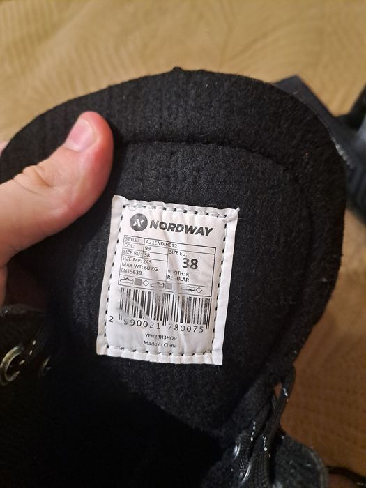 Новые коньки детские