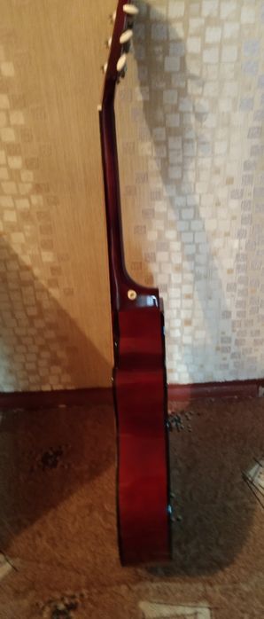Продается гитара
