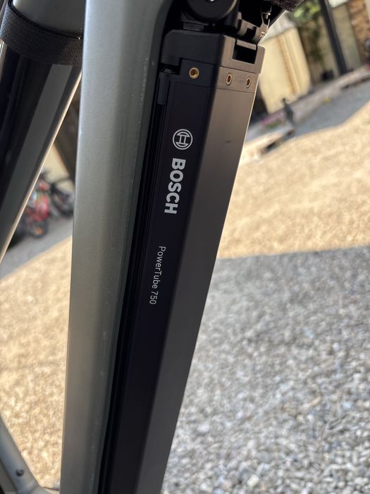 Inchiriez bicicleta electrica Cube/Vand