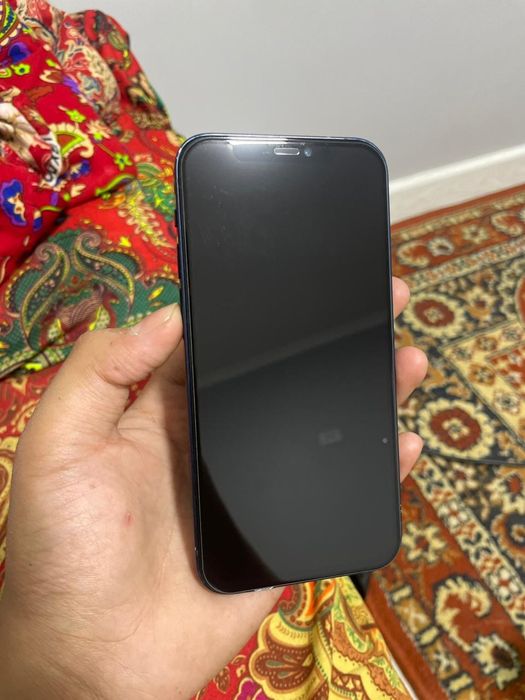 Продается Iphone 12 Продам айфон 12