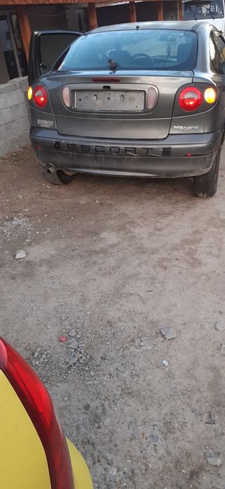 рено меган 1.6 reno megan 1.6 бенэин  на части