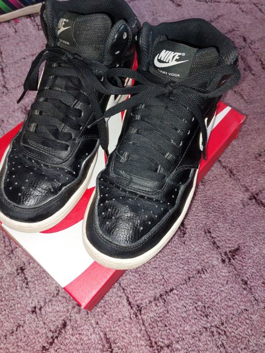 Дамски кецове Nike