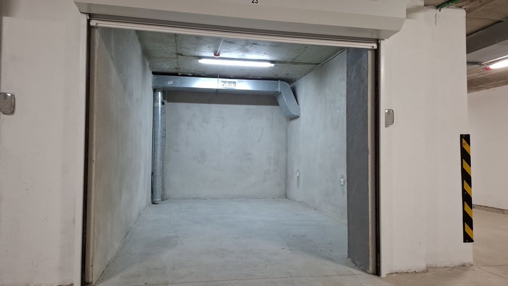 Подземен гараж в сграда с АКТ 16