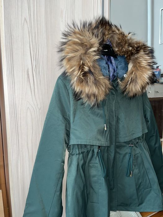 Продам парку женская