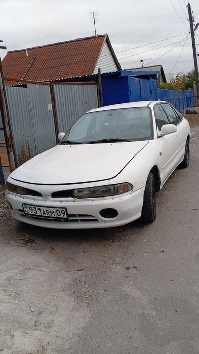 Продам на разбор Машину Митцубиси галант