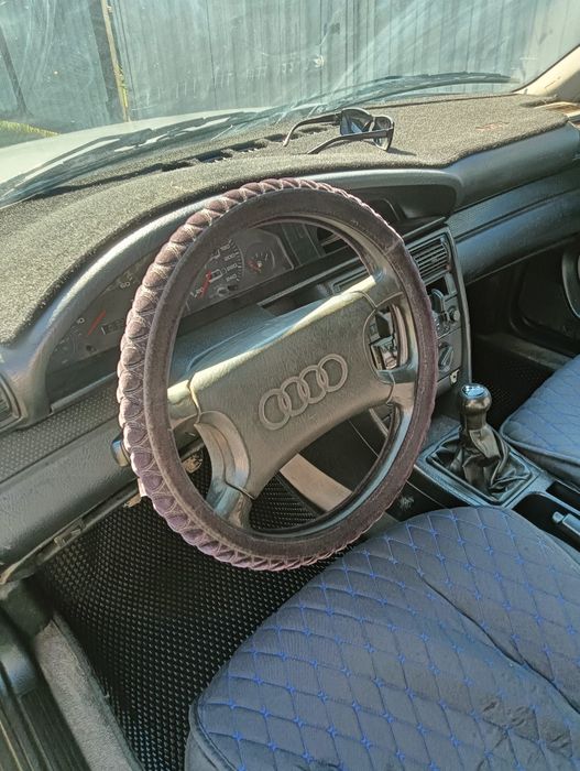 Продам Ауди 100С41992года Седан