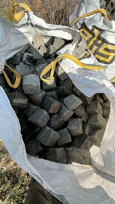 Piatra Cubica Andezit Albini 10/10/10 cm 15 big baguri