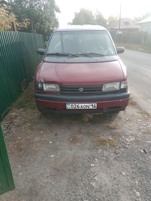 Продам Мазда MPV