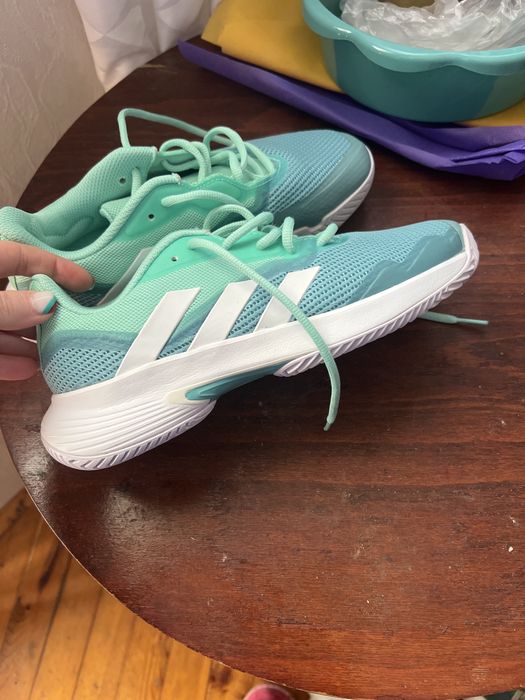 маратонки Адидас/ Adidas