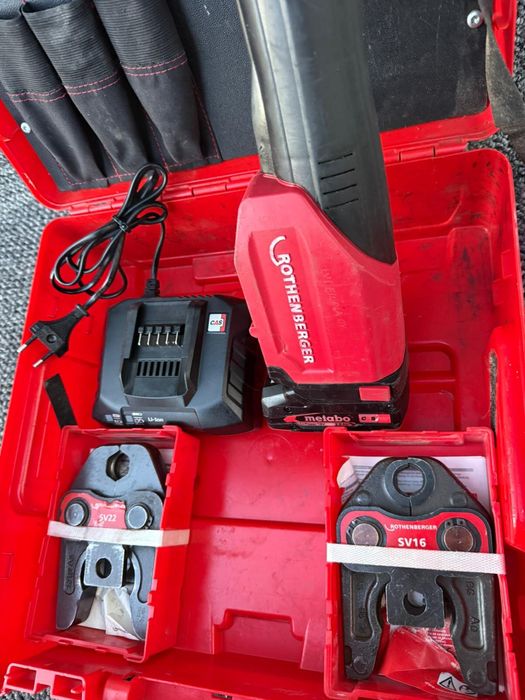 Mașină de presat electro-hidraulică Rothenberger ROMAX Compact III