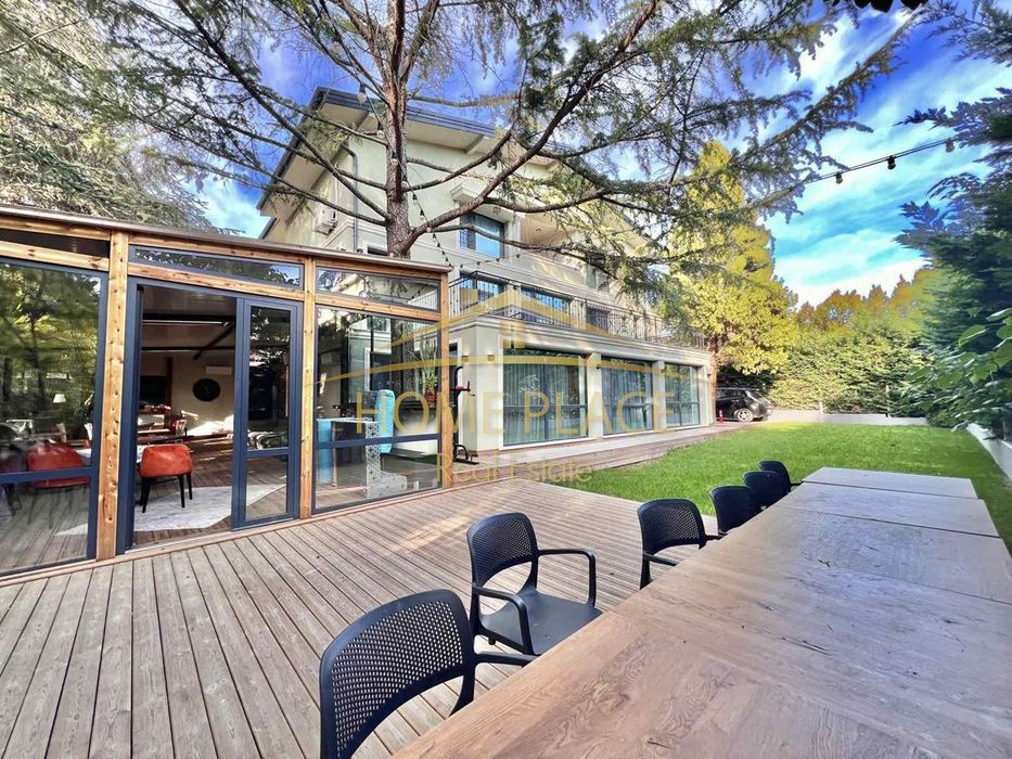 Продава се Хотел в Варна, м-т Евксиноград - 750 кв.м за 2000 €/кв.м - Снимка #3