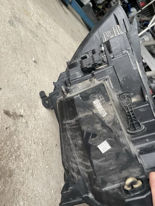 Ляв фар за Renault Master