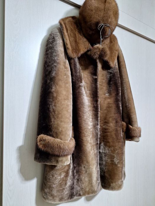 Продам меховые изделия