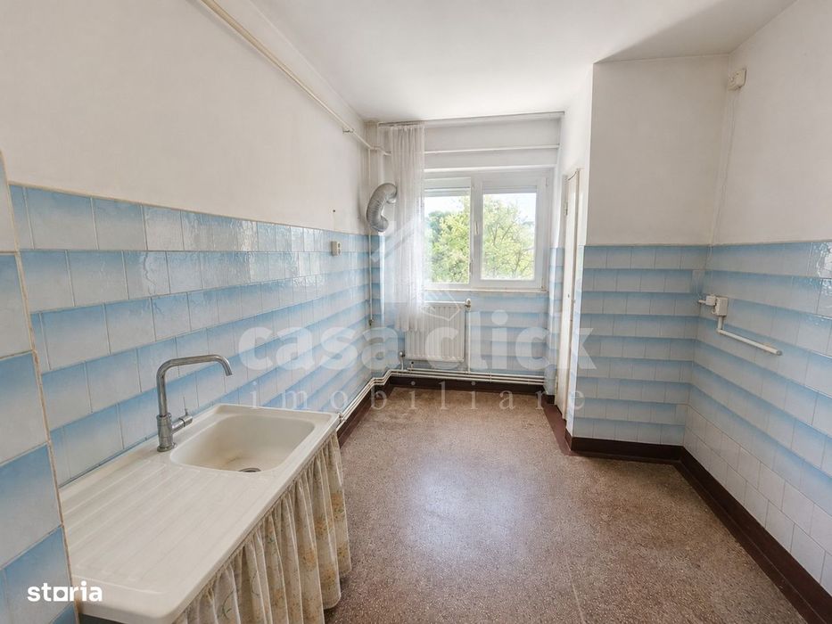 Apartament 2 camere, etaj 2, Micro 13 – 2 balcoane închise