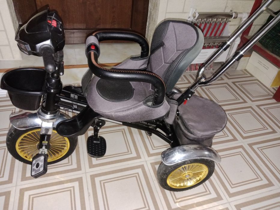 Велосипед трёхколёсный детский