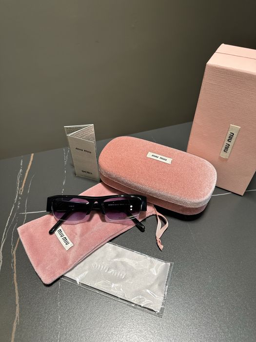 Слънчеви очила Miu Miu