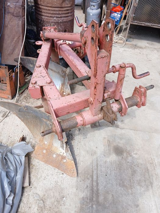 Tractor 445L cu plug si disc