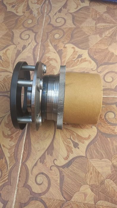 Задняя ступица с подшипником