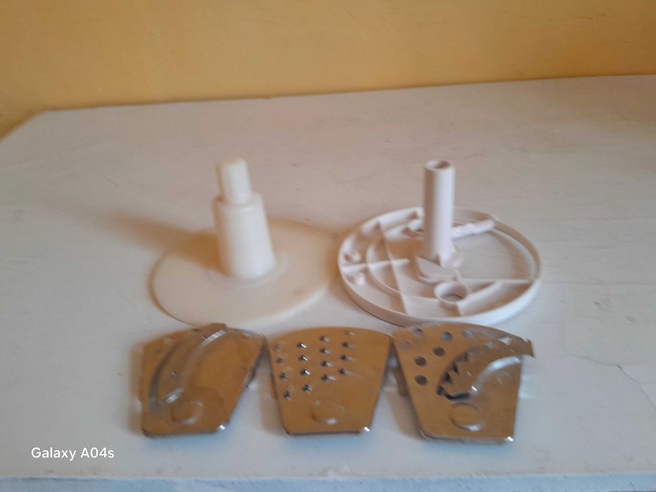 Продается новый кухонный комбаин