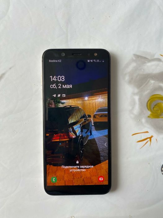 Samsung A6 в идеальном состояни