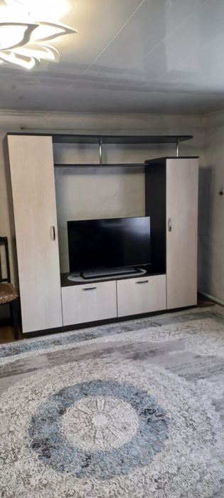 Продам шкаф (горку)