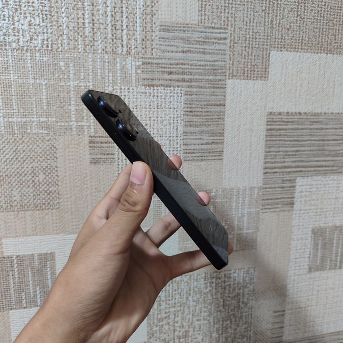 Redmi Note 13 sotiladi srochno