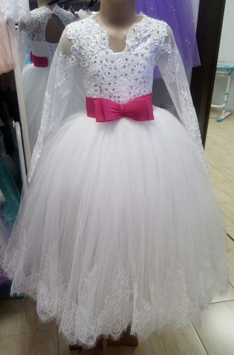 Распродажа нарядных детских платье.