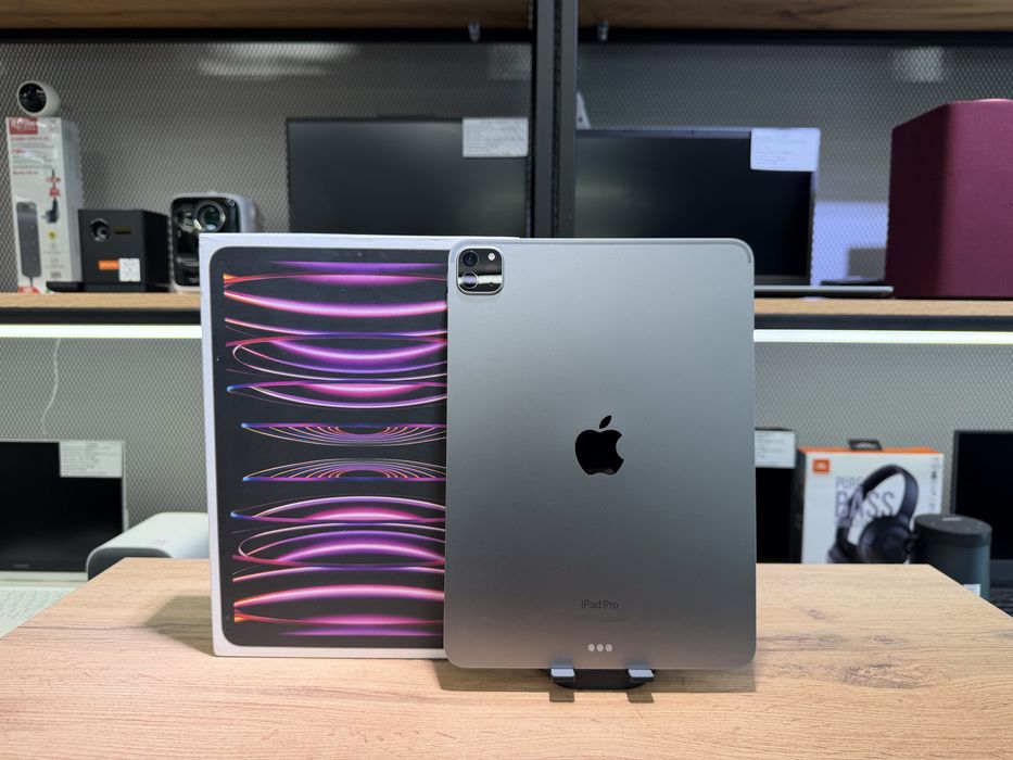 iPad Pro 11" 4 Generation, 256 GB, Wi-Fi Space Gray, АКБ90%, 1939/А10