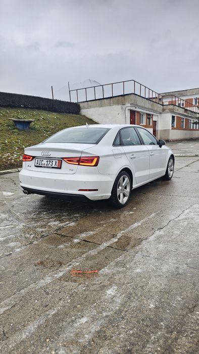 AUDI A3.8V  Limuzină euro6