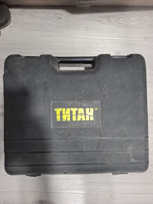 Перфоратор в хорошем состоянии