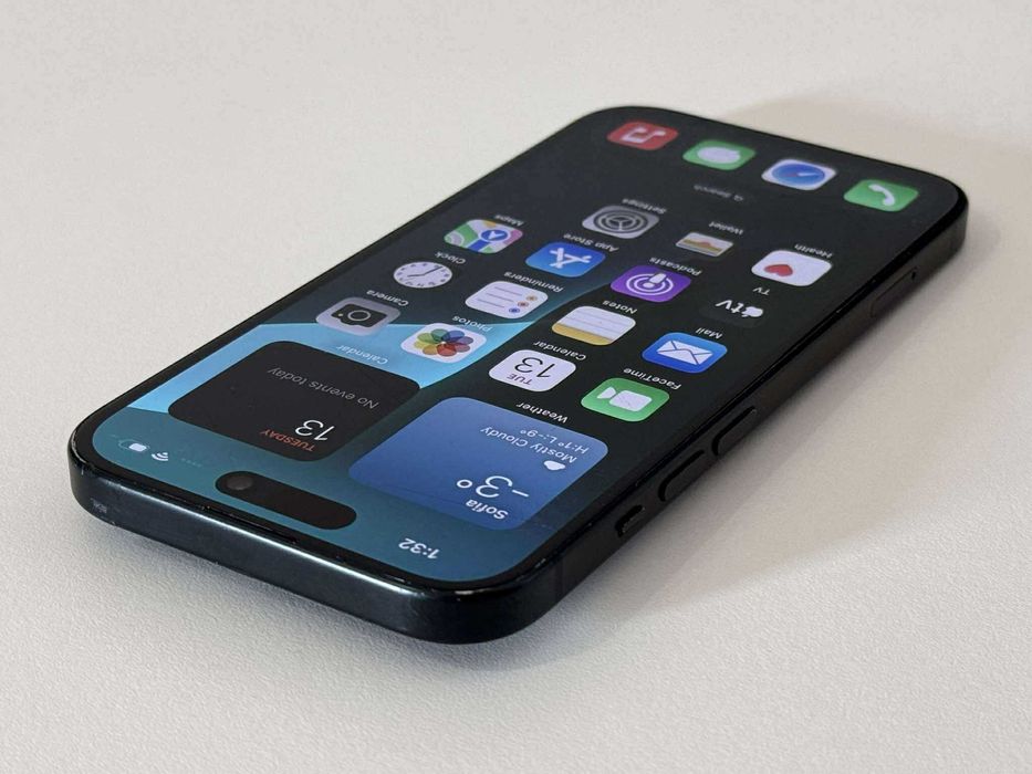 Бартер! iPhone 15 Black (Черен)