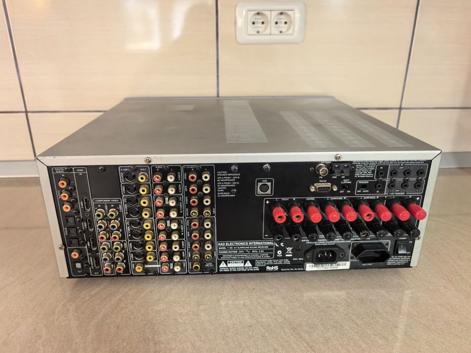 Amplificator NAD T765 statie A/V Sorround Sound Receiver