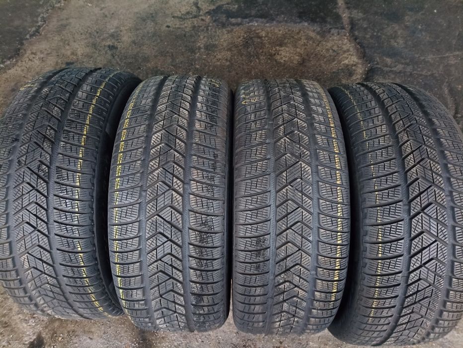 4 anvelope de iarna Pirelli 255/50 R20 2xdot 4619 2xdot 4820