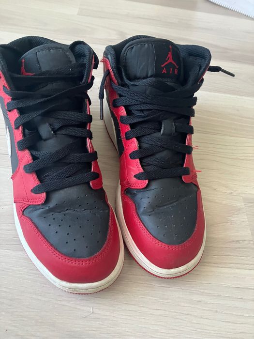 Sneakers Nike Jordan rosu/negru, marime 39