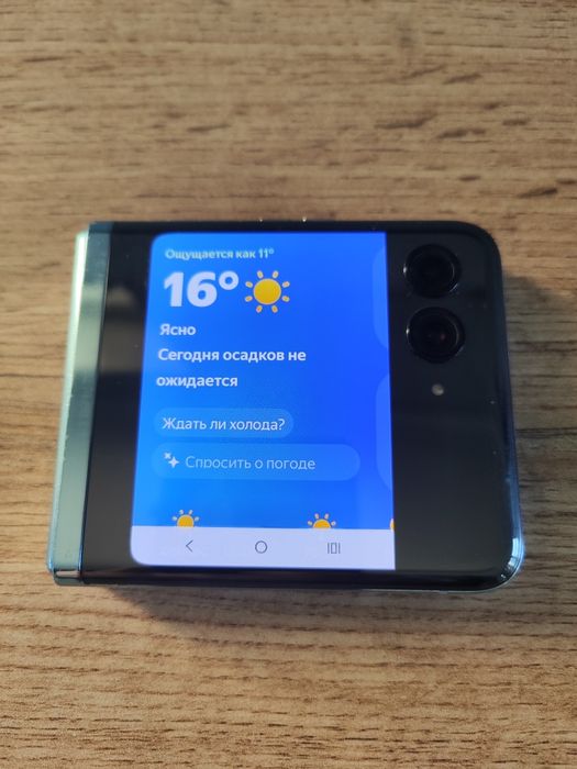Продаю. Motorola razr 40 ultra