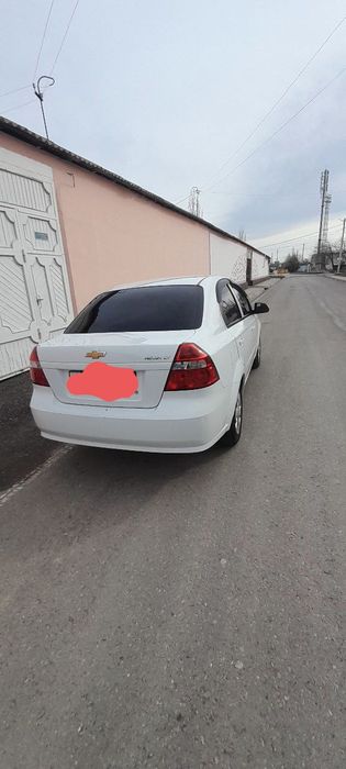 Nexia 3 sotiladi srochni