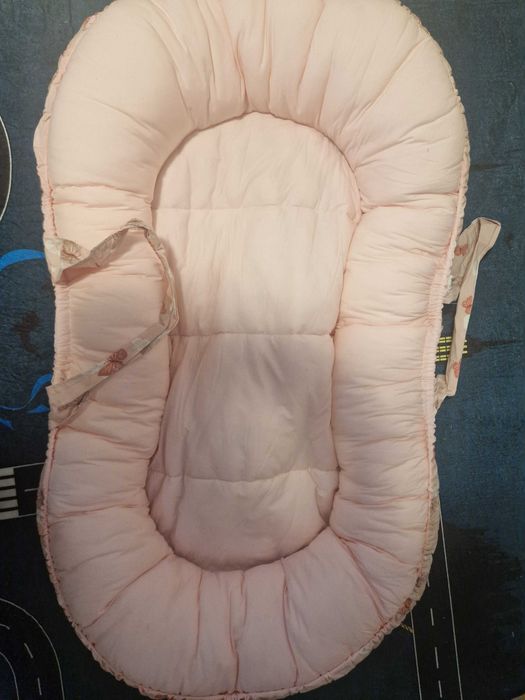 гнездо за бебе с дръжки