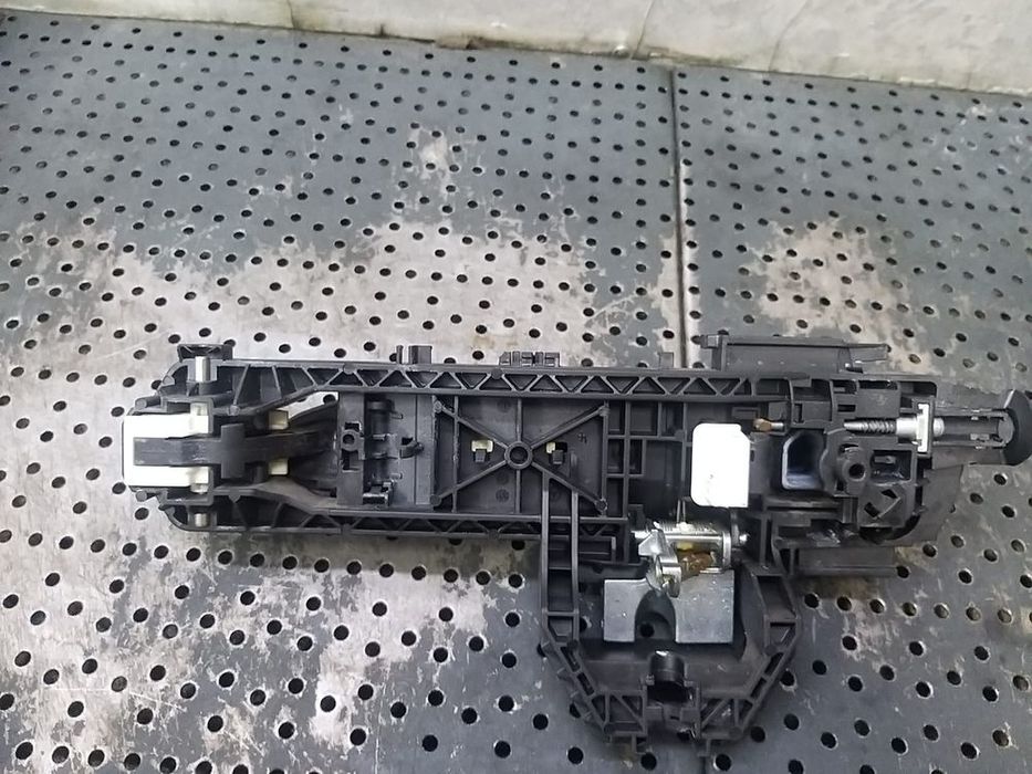 Maner usa dreapta spate mercedes c class w204 a2047601634