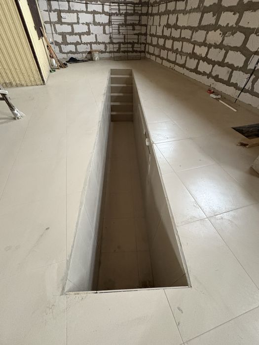 Сдам в аренду новый  автобокс!