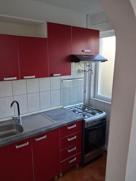 Inchiriez apartament 3 camere Iaşi