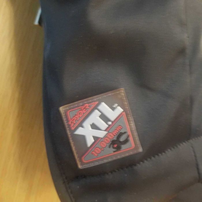 Зимни дамски якета Spyder, Tommy Hilfiger