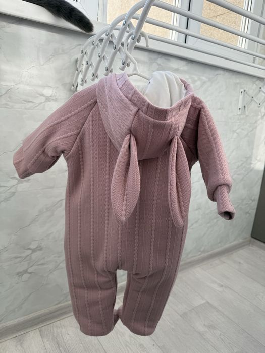 Продам детские комбинезоны