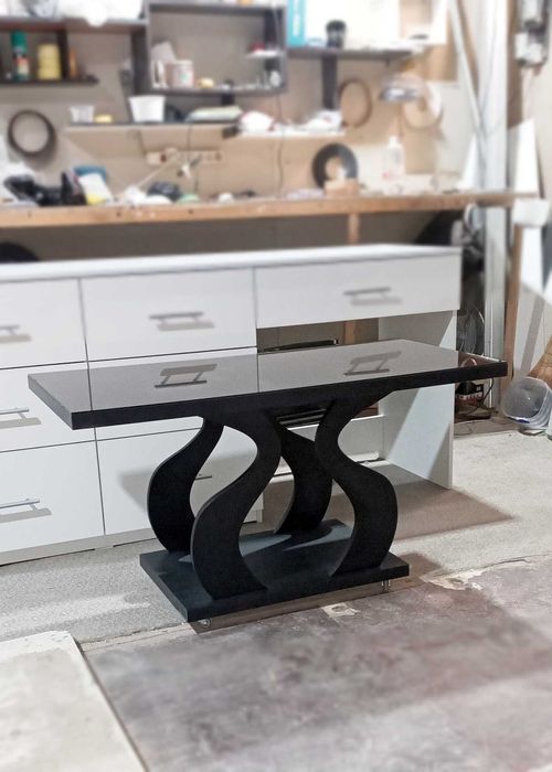 Стол журнальный столик.Мебель.