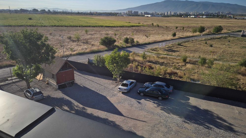 Дава се под наем Склад в с. Волуяк, Област София-град - 820 кв.м за 800 € - Снимка #3