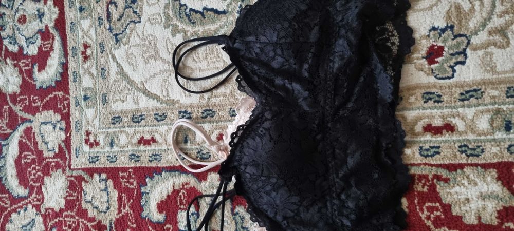 Bustiere superbe la set