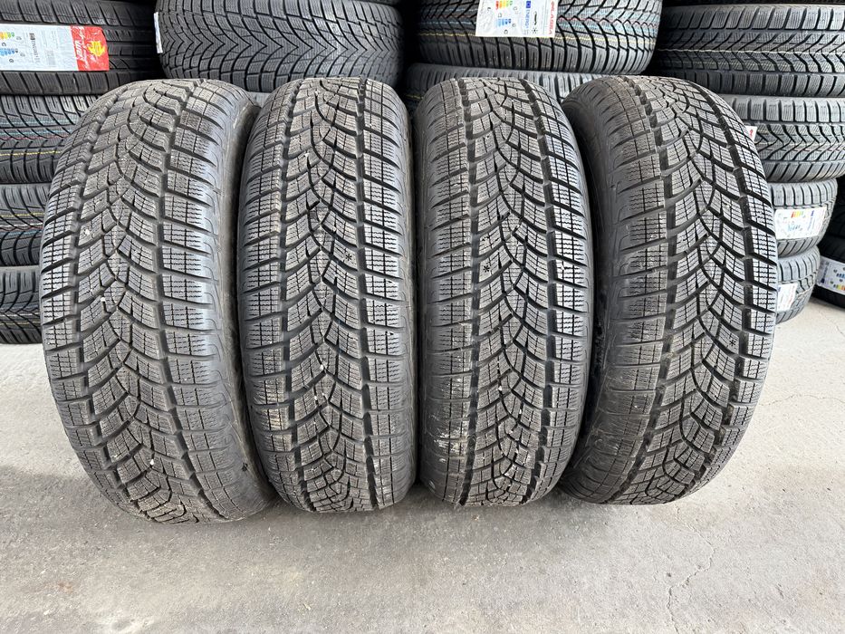 215/65/17 GOODYEAR 4бр