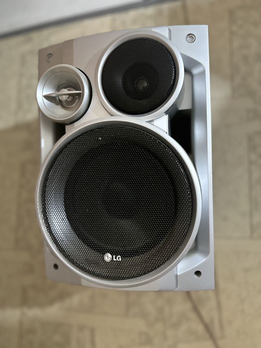 Музыкальный центр